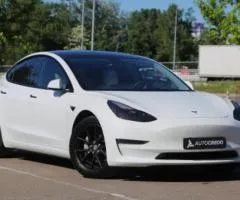 Tesla Model 3, 2022 г.