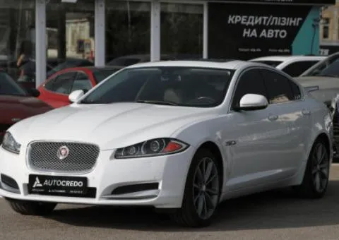 Jaguar XF, 2015