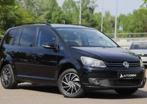 Volkswagen Touran, 2010