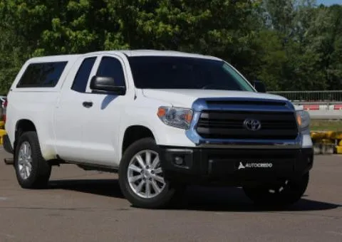 Toyota Tundra, 2015