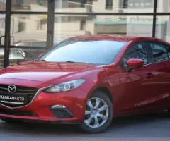 Mazda 3, 2015