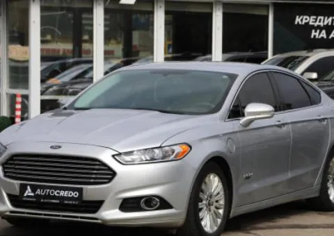 Ford Fusion, 2016