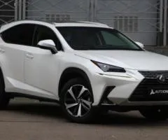 Lexus NX, 2021