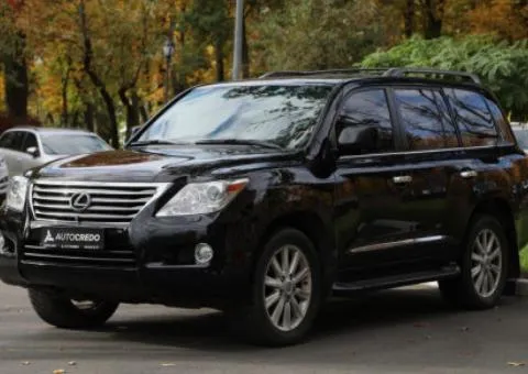 Lexus LX, 2010