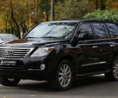 Lexus LX, 2010