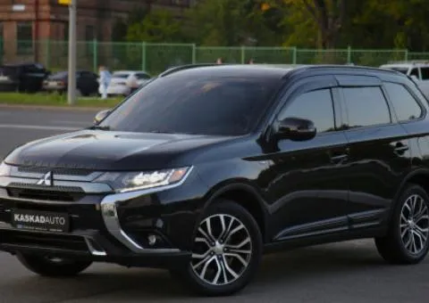 Mitsubishi Outlander, 2018 г.