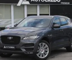Jaguar F-Pace, 2015 г.