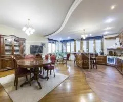 Аренда 4-комнатной квартиры, 197 м², ул. Павловская, Печерский район, Киев