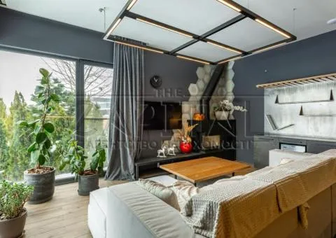 townhouse - 4/10