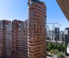 Продаж 5-кімнатної квартири, 190 м², ЖК «Митець», вул. Коновальця, Печерський район, Київ