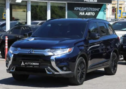 Mitsubishi Outlander, 2020 г.