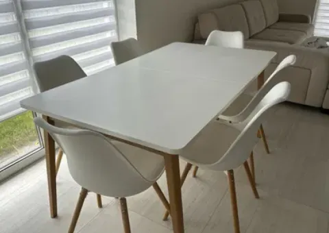 White extendable table 160 cm (2000 mm) + 8 chairs