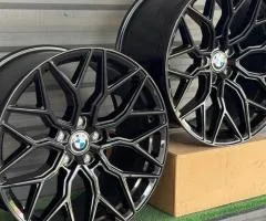 Різноширокі ЧОРНІ R20 5x120 BMW X5 X6 E70 E71 F15 F16 X5M X6M M титани