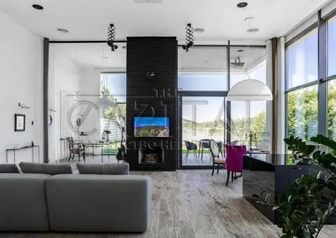 private house - 6/10