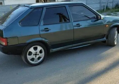 Продам ВАЗ 2109 на газу, 2005 год