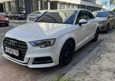 Audi A3 2017рік 2.0quattro 220сил