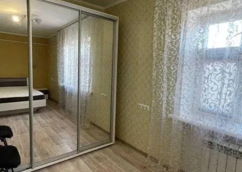 Продам 2-комнатную квартиру на ул. Хуторская / 125 школа