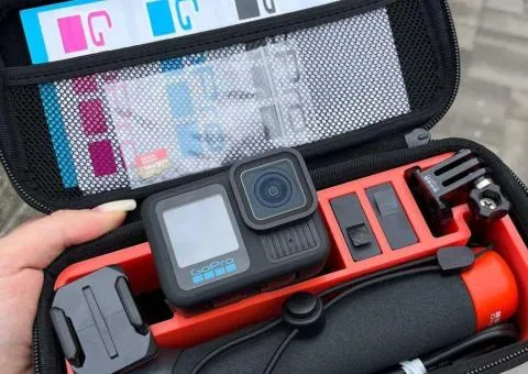 Экшн-камера GoPro Hero 13 с поплавком