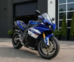 Yamaha R1 2011 рік