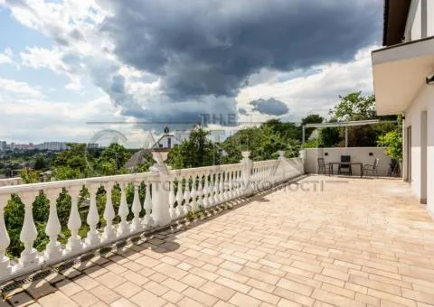 private house - 7/10
