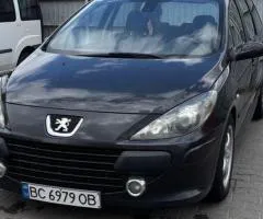 Peugeot 307 1.6 л газ/бензин
