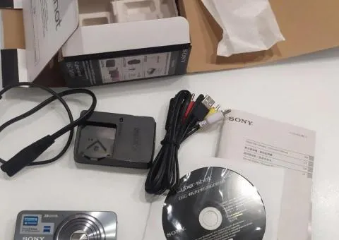 DSC-W580 Sony новый как с магазина. Весь комплект.