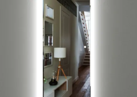 Дзеркало з LED підсвічуванням та сенсорним вимикачем 1600 х 550 мм.