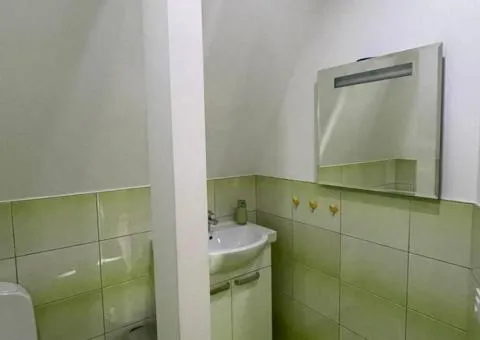 Продам 4-комнатную квартиру с авторским ремонтом - 4/10