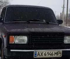 Selling car VAZ 2107