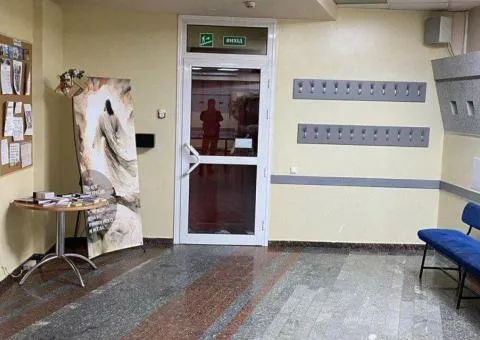For rent: premises on Yavornytskoho Ave - 7/10