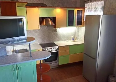Продаю 2-комнатную, Левобережный, пр. Мира - 2/10