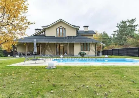 private house - 1/10