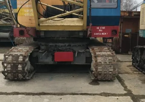 Crawler crane MKG-25BR - For sale.