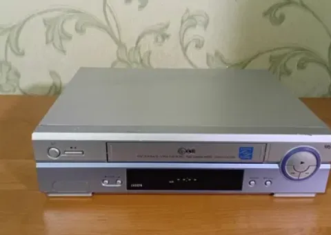Видеомагнитофон LG LV2378