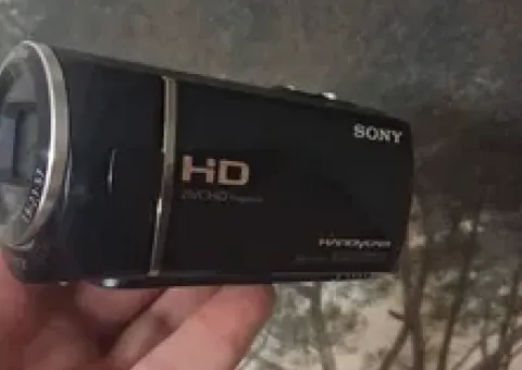 Цифровая видеокамера Sony Handycam HDR-CX280