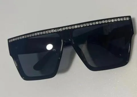 Sunglasses with rhinestones - 2/4