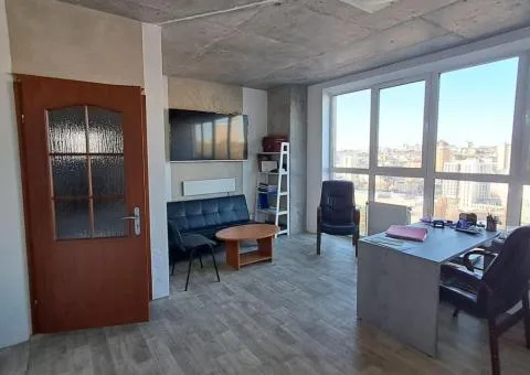 Office for rent in the center from 182 m², 2B Dilova St. Owner - 7/10