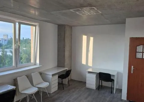 Office for rent in center from 60 sq.m. 2B Dilova St. Owner - 2/10