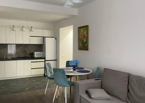 For sale: 2-room apartment in the center - 2/10