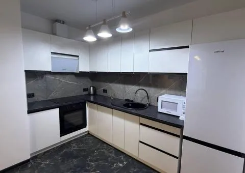 For sale: 2-room apartment in the center - 4/10