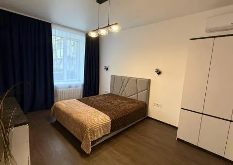 For sale: 2-room apartment in the center - 8/10
