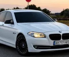 Продам BMW 528i F10 2013 год
