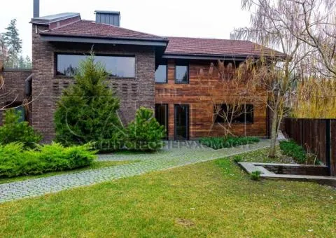 private house - 1/10