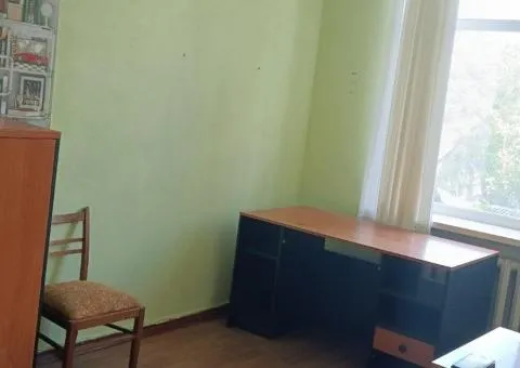 Свой кабинет вблизи центра за адекватные деньги - 1/4
