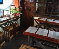 Operating cafe-pizzeria for sale