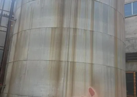 Sale of steel vertical tanks 63 m³ 100 m³ 160 m³ - 1/3