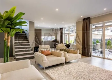 private house - 1/10