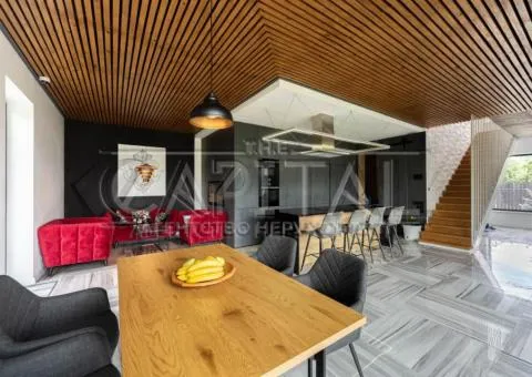 private house - 1/10
