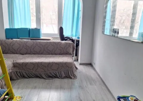 Selling 2-room apartment Vasylkivska St. 2, 100 m to Holosiivska metro, Gas - 4/5