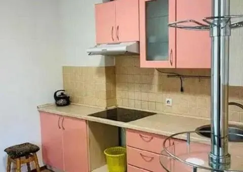 продам 2 кімнатну квартиру 12 квартал - 1/10